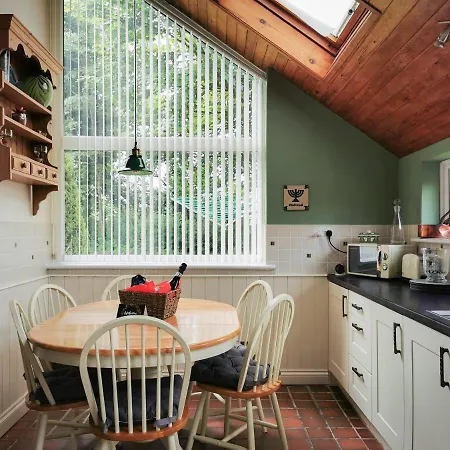 Wellstone Cottages - Jasmine Llanfyrnach Экстерьер фото